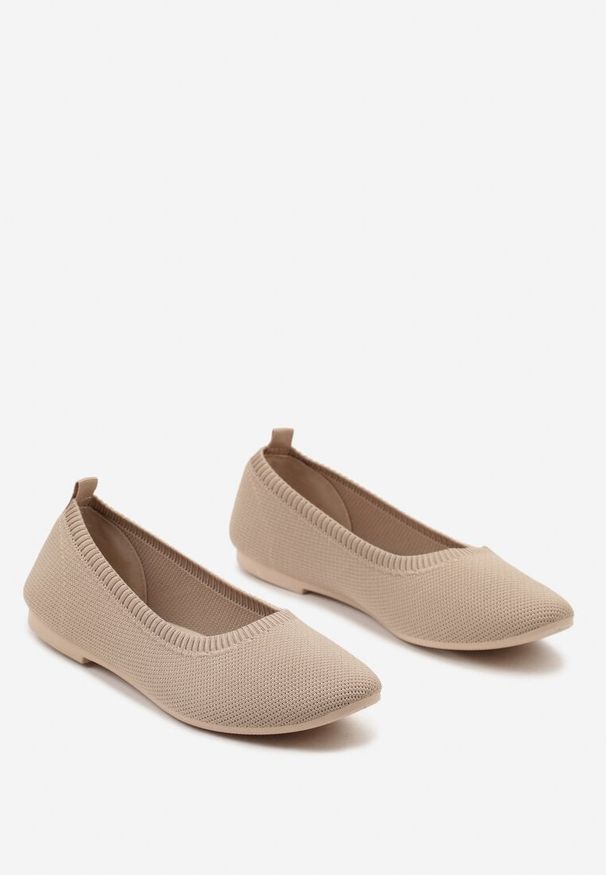 Born2be - Ciemnobeżowe Balerinki z Elastyczną Cholewką Lililena. Okazja: na co dzień, do pracy, na spacer. Kolor: beżowy. Materiał: jeans. Szerokość cholewki: normalna. Sezon: wiosna, lato. Styl: klasyczny, casual