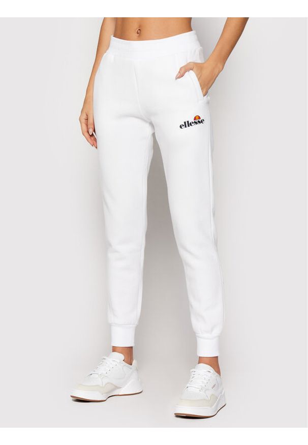 Ellesse Spodnie dresowe Hallouli SGK13652 Biały Slim Fit. Kolor: biały. Materiał: bawełna, dresówka