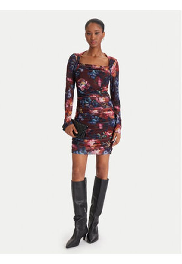 Guess Sukienka koktajlowa W5BK65 KCZC2 Kolorowy Slim Fit. Materiał: syntetyk. Wzór: kolorowy. Styl: wizytowy