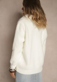 Renee - Jasnobeżowy Zasuwany Kardigan z Wełną z Futerkowym Kołnierzem Asiste. Okazja: na co dzień. Kolor: beżowy. Materiał: wełna. Wzór: aplikacja. Styl: casual #5