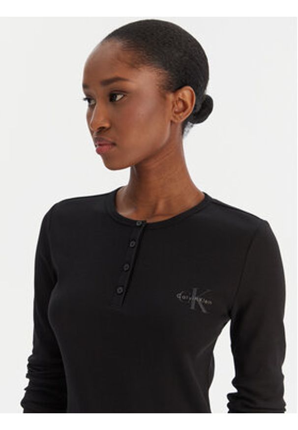 Calvin Klein Jeans Bluzka LV047E201G Czarny Regular Fit. Kolor: czarny. Materiał: bawełna