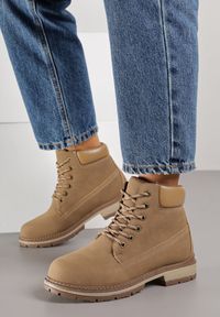 Born2be - Ciemnobeżowe Klasyczne Traperki ze Sznurowaną Cholewką Anevitte. Okazja: na co dzień, na spacer. Kolor: beżowy. Materiał: jeans, dzianina. Szerokość cholewki: normalna. Wzór: aplikacja. Styl: klasyczny