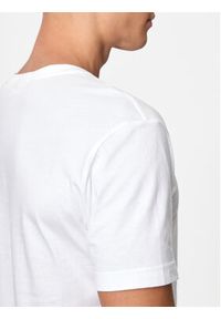 GANT - Gant T-Shirt Shield 2003186 Biały Slim Fit. Kolor: biały. Materiał: bawełna #4