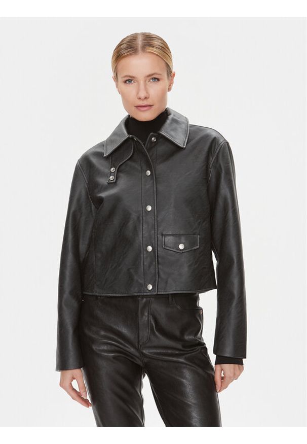 Calvin Klein Jeans Koszula J20J222553 Czarny Relaxed Fit. Kolor: czarny. Materiał: skóra