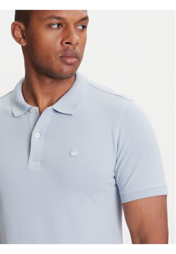United Colors of Benetton - United Colors Of Benetton Polo 3WG9U301Z Niebieski Slim Fit. Typ kołnierza: polo. Kolor: niebieski. Materiał: bawełna