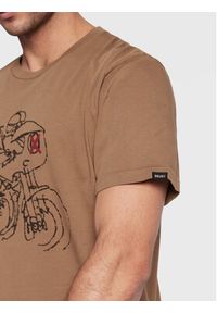 Deus Ex Machina T-Shirt Riding DMF221380E Brązowy Regular Fit. Kolor: brązowy. Materiał: bawełna