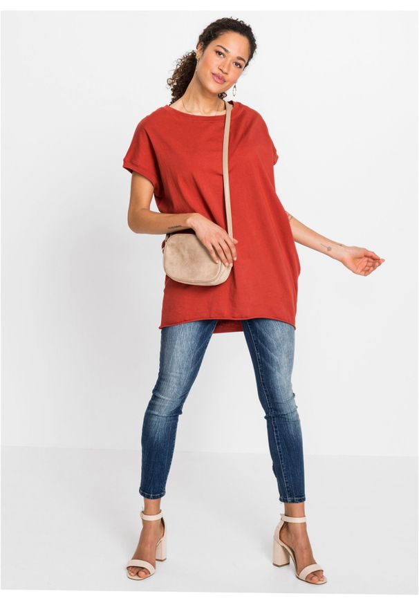 bonprix - Długi shirt z czystej bawełny. Kolor: czerwony. Materiał: bawełna. Długość rękawa: krótki rękaw. Długość: długie