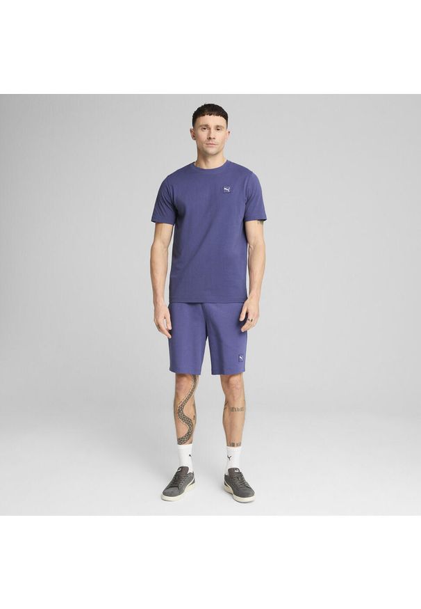 Puma - Męska koszulka Essentials Elevated PUMA Blue Crystal. Kolor: niebieski. Wzór: aplikacja, haft
