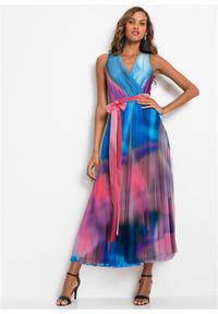 bonprix - Kolorowa sukienka kopertowa. Kolor: niebieski. Wzór: kolorowy. Typ sukienki: kopertowe #1