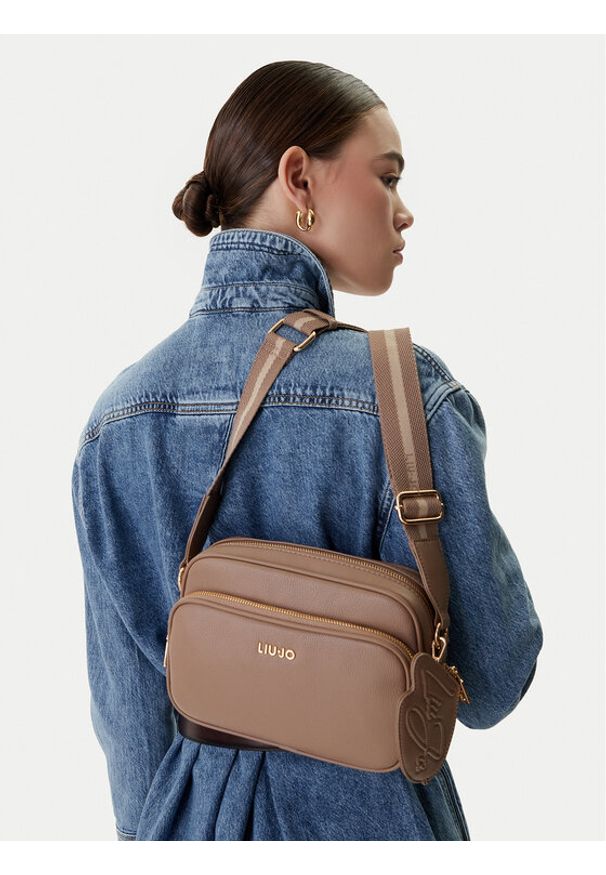 Liu Jo Torebka AA6176 E1012 Brązowy. Kolor: brązowy. Materiał: skórzane