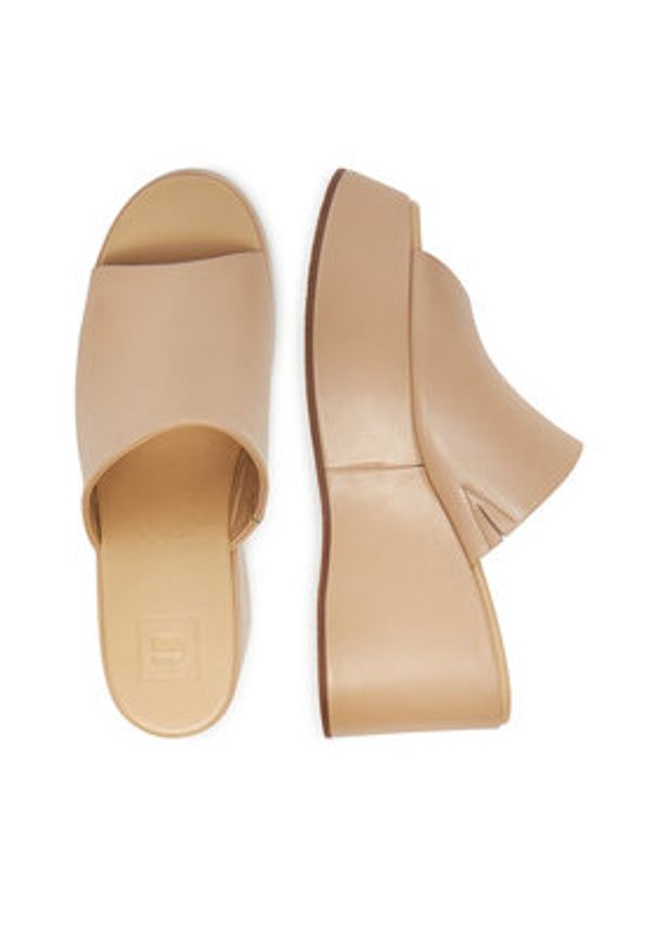 G-Star RAW - G-Star Raw Klapki FARI-118925 Beżowy. Kolor: beżowy. Materiał: skóra