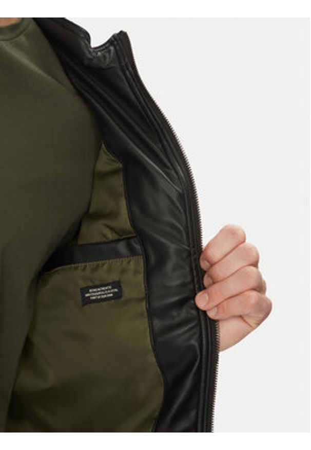 Blend Kurtka z imitacji skóry 20717907 Czarny Regular Fit. Kolor: czarny. Materiał: skóra