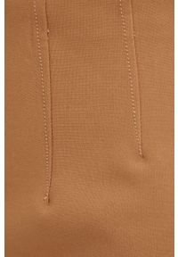 Sisley spódnica kolor brązowy mini prosta. Okazja: na co dzień. Kolor: brązowy. Materiał: tkanina. Wzór: gładki. Styl: casual