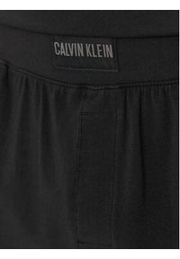 Calvin Klein Underwear Szorty sportowe 000NM2570E Czarny Regular Fit. Kolor: czarny. Materiał: bawełna. Styl: sportowy #5