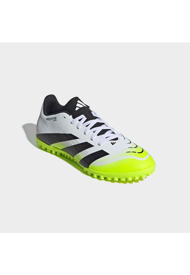 Adidas - Buty piłkarskie ADIDAS Predator Club Turf. Materiał: guma, materiał, syntetyk. Szerokość cholewki: normalna. Sport: piłka nożna