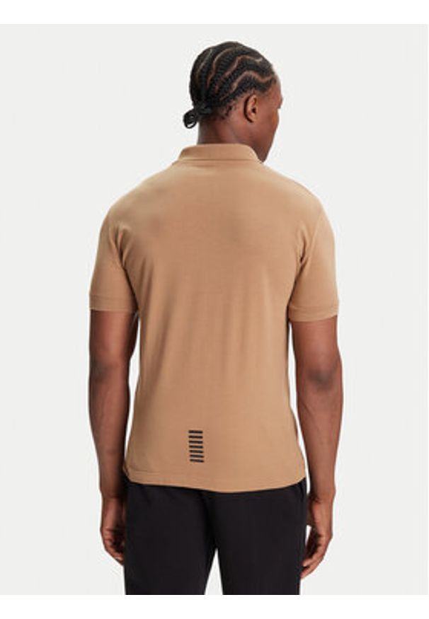 EA7 Emporio Armani Polo 8NPF14 PJVQZ U6171 Beżowy Regular Fit. Typ kołnierza: polo. Kolor: beżowy. Materiał: bawełna