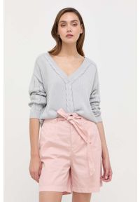 Guess sweter damski kolor szary. Kolor: szary. Materiał: dzianina