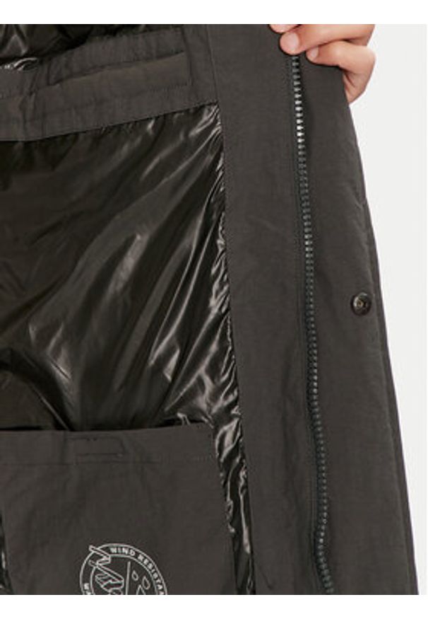 Mustang Kurtka zimowa Leroy 1015611 Czarny Regular Fit. Kolor: czarny. Materiał: syntetyk. Sezon: zima