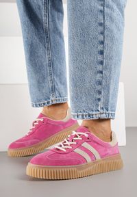 Renee - Fuksjowe Zamszowe Sneakersy w Stylu Kultowych Tenisówek ze Skórzaną Wkładką Tenannia. Okazja: na co dzień. Kolor: różowy. Materiał: zamsz, skóra #3