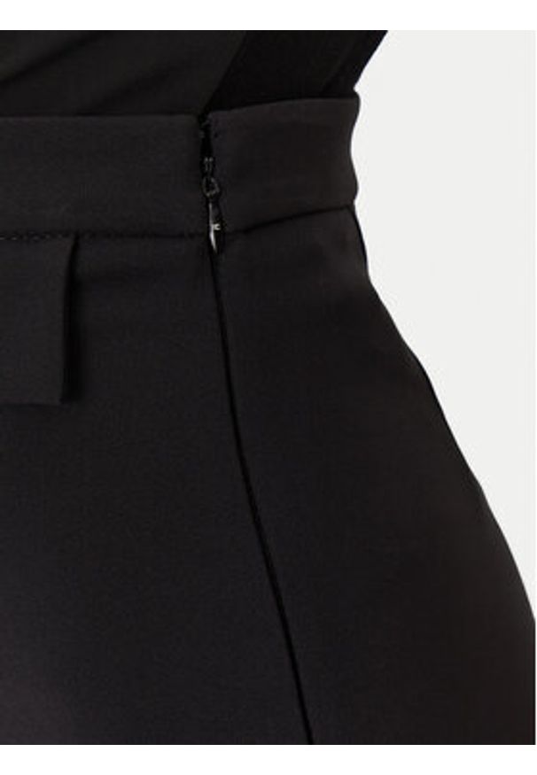 Elisabetta Franchi Spodnie materiałowe PA-078-51E2-V300 Czarny Regular Fit. Kolor: czarny. Materiał: syntetyk