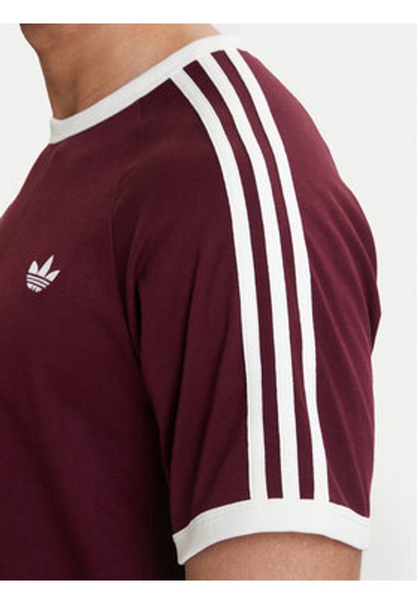 Adidas - adidas T-Shirt 3-Stripes KQ9639 Bordowy Regular Fit. Kolor: czerwony. Materiał: bawełna
