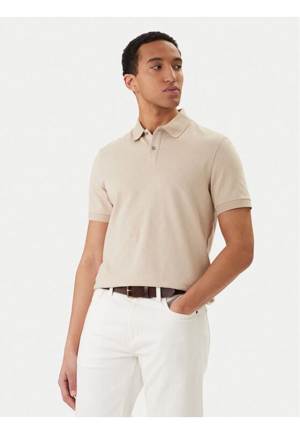 Guess Polo M6RP05 KD181 Beżowy Regular Fit. Typ kołnierza: polo. Kolor: beżowy. Materiał: bawełna