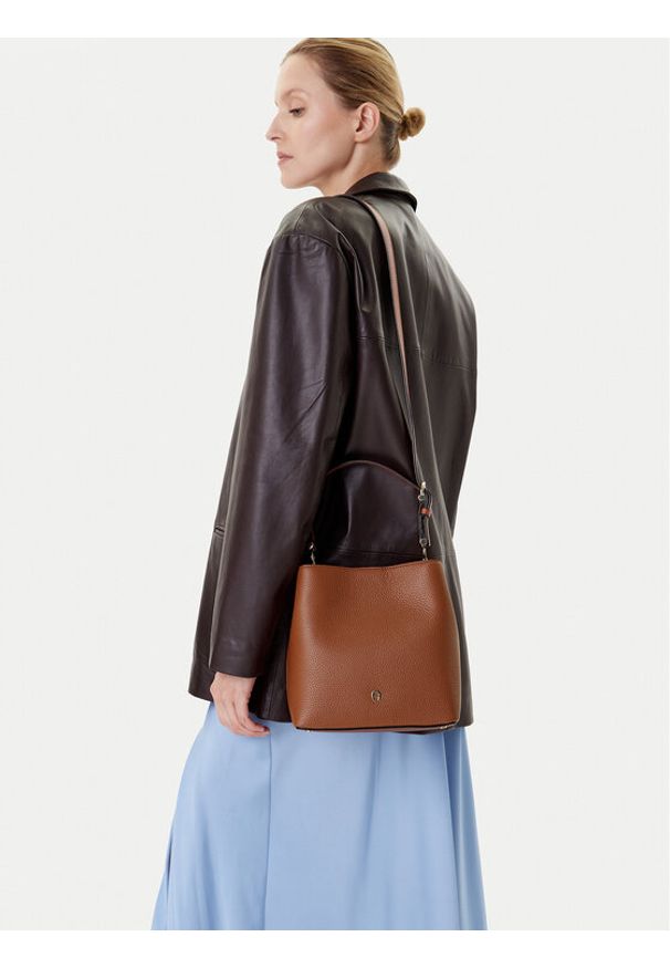 Aigner Torebka Delia S 136160 Brązowy. Kolor: brązowy. Materiał: skórzane