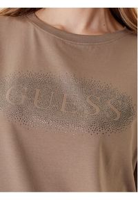 Guess T-Shirt V5YI08 J1314 Brązowy Regular Fit. Kolor: brązowy. Materiał: bawełna #5
