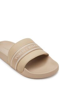 TOMMY HILFIGER - Tommy Hilfiger Klapki Hilfiger Poolside With Webbing FW0FW08529 Beżowy. Kolor: beżowy. Materiał: skóra