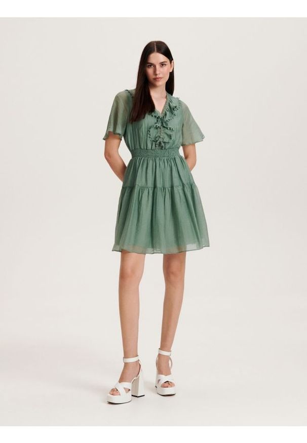 Reserved - Sukienka z lyocellem - jasnozielony. Kolor: zielony. Materiał: tkanina. Długość: mini