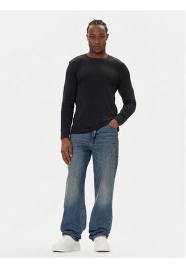 Mustang Longsleeve Arlington 1016875 Czarny Slim Fit. Kolor: czarny. Materiał: bawełna. Długość rękawa: długi rękaw