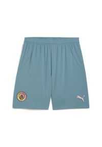 Puma - Krótki Manchester City 2024/25. Kolor: wielokolorowy, różowy, niebieski. Długość: krótkie. Sport: piłka nożna