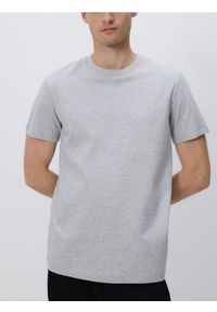 Reserved - Bawełniany t-shirt regular - jasnoszary. Kolor: szary. Materiał: bawełna