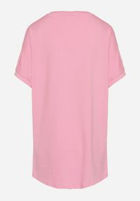 Born2be - Jasnoróżowy T-shirt Oversize z Okrągłym Dekoltem Forsitia. Kolor: różowy. Materiał: tkanina. Sezon: lato #6