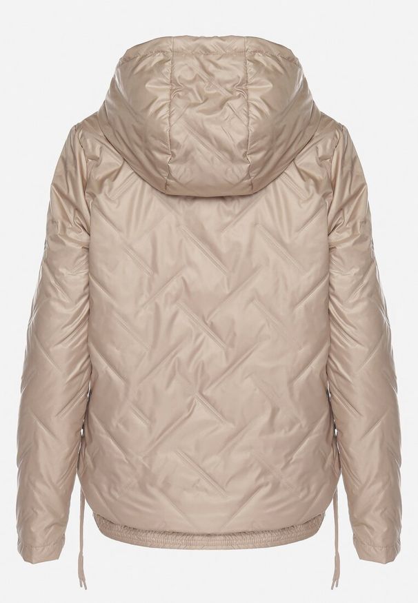 Born2be - Ciemnobeżowa Kurtka Pikowana z Odpinanym Kapturem i Ściągaczami po Bokach Nusarianis. Okazja: na co dzień, na spacer. Kolor: beżowy. Materiał: jeans. Długość rękawa: długi rękaw. Długość: długie. Styl: casual, elegancki