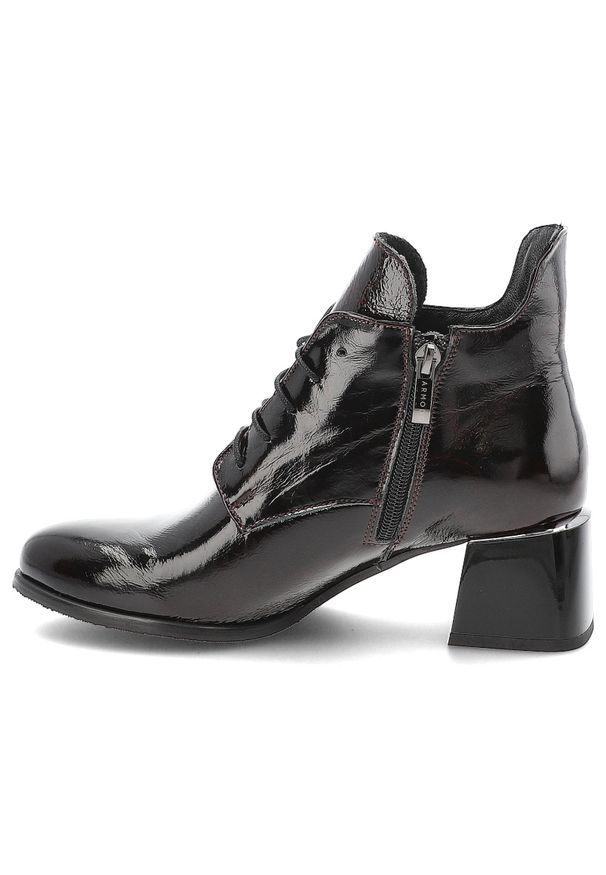 Bordowe Botki Armodo Lakierowane Obuwie Damskie. Okazja: na co dzień. Kolor: czerwony. Materiał: lakier. Obcas: na obcasie. Styl: casual, elegancki. Wysokość obcasa: średni