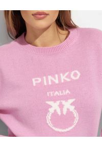 Pinko - PINKO - Różowy wełniany sweter Burgos Maglia. Kolor: wielokolorowy, fioletowy, różowy. Materiał: wełna. Długość rękawa: długi rękaw. Długość: długie. Styl: klasyczny