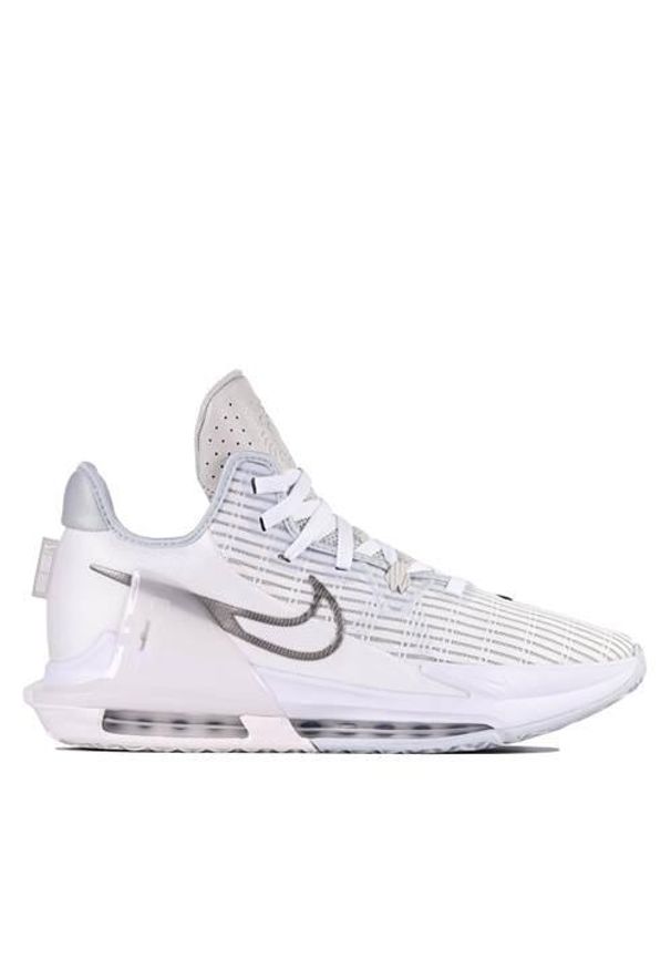 Buty koszykarskie męskie Nike Lebron. Kolor: biały. Materiał: materiał, syntetyk. Szerokość cholewki: normalna