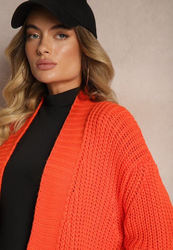 Renee - Pomarańczowy Kardigan z Kieszeniami Niezapinany Parika. Okazja: na co dzień, na spotkanie biznesowe. Kolor: pomarańczowy. Materiał: jeans. Styl: wizytowy, biznesowy, elegancki, casual