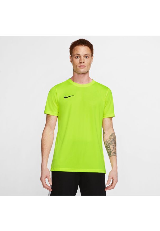 Koszulka z krótkim rękawem Męska Nike FIT PARK VII JBY BV6708 702 Kolor Zielony. Kolor: wielokolorowy, zielony, żółty. Długość rękawa: krótki rękaw. Długość: krótkie. Sport: piłka nożna