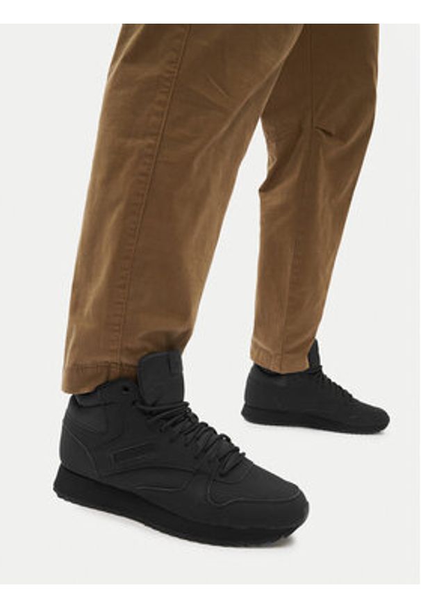 Reebok Sneakersy CITY TREK MID 100225597 Czarny. Kolor: czarny. Materiał: materiał