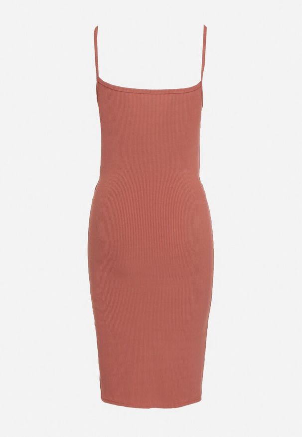 Born2be - Różowa Sukienka na Ramiączkach ze Ściągaczem przy Dekolcie i Wycięciami Driola. Okazja: na co dzień, na imprezę. Kolor: różowy. Materiał: jeans. Długość rękawa: na ramiączkach. Styl: klasyczny, casual, elegancki