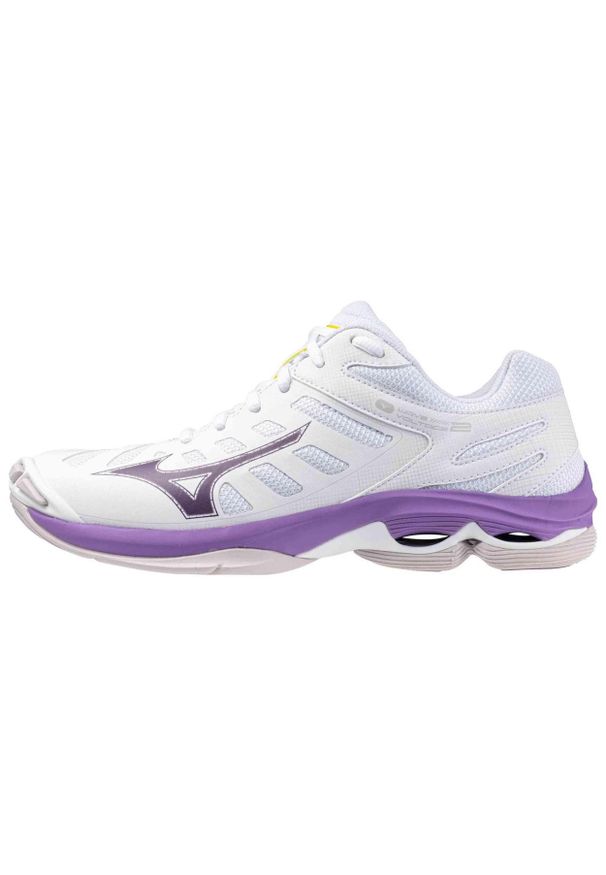 Buty sportowe Mizuno Wave Voltage 2 Białe Amortyzacja. Kolor: biały. Materiał: skóra, syntetyk. Model: Mizuno Wave. Sport: bieganie