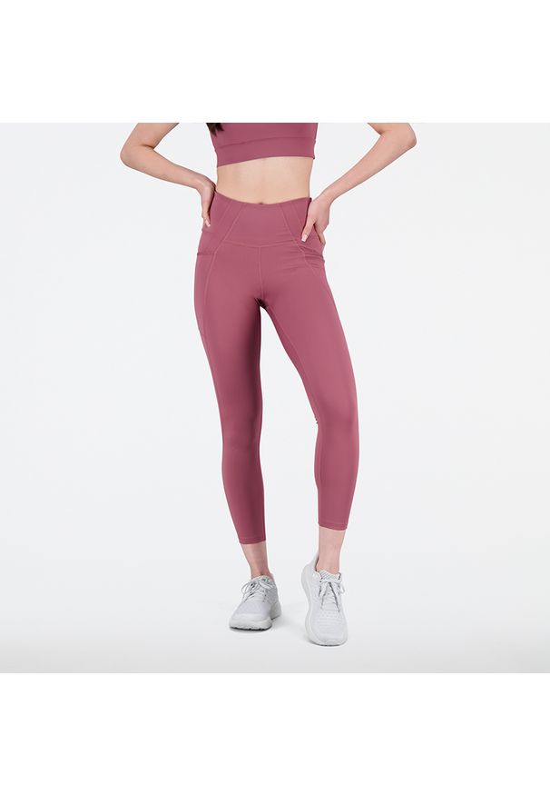 Legginsy damskie New Balance WP21112WAD – różowe. Stan: podwyższony. Kolor: różowy. Materiał: poliester, materiał. Sport: fitness