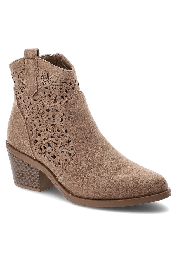 Botki damskie S.Barski, cholewka z materiału ażurowe wycięcia na bokach zamek po wewnętrznej stronie smukły fason wyprofilowany obcas, brązowe, HY61-. Okazja: na co dzień. Zapięcie: zamek. Kolor: brązowy. Szerokość cholewki: normalna. Wzór: ażurowy. Materiał: materiał. Sezon: jesień. Obcas: na obcasie. Styl: casual, elegancki, klasyczny. Wysokość obcasa: średni