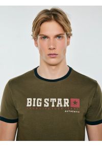 Big-Star - Koszulka męska z linii Authentic z logo BIG STAR khaki Summet 303. Okazja: na co dzień. Kolor: zielony. Materiał: bawełna. Styl: casual, sportowy, wizytowy #6