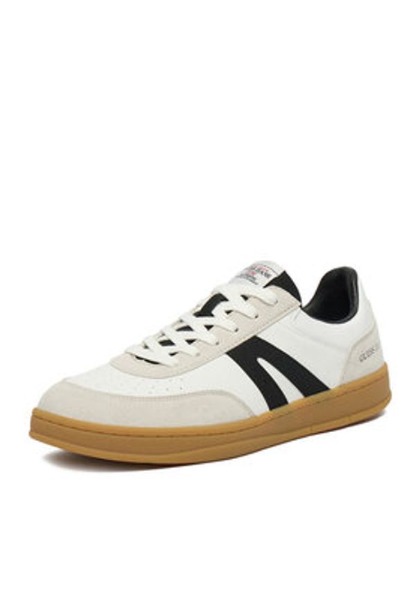Guess Jeans Sneakersy CWBEO-BENJAMIN-01 WE Biały. Kolor: biały. Materiał: skóra, syntetyk