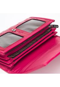 Wittchen - Damski portfel skórzany lakierowany z monogramem różowy. Kolor: różowy. Materiał: skóra, lakier. Wzór: aplikacja #5