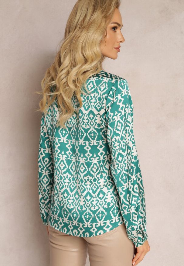 Renee - Zielona Koszula na Guziki w Fantazyjny Print Gavino. Kolor: zielony. Materiał: tkanina. Wzór: nadruk