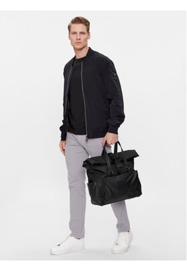 Calvin Klein Torba Ck Elevated Messenger Tote K50K510520 Czarny. Kolor: czarny